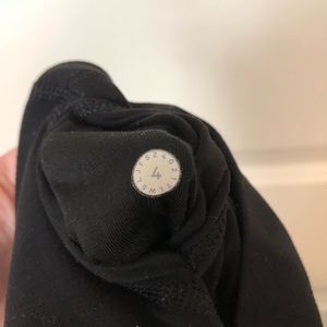 Black lululemon leggings